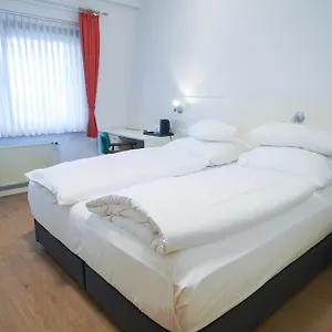 Bed & Breakfast Ap Mannheim Am Kapellenberg